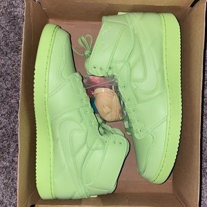 Men’s AJKO 1 SP Billie Eilish Volt